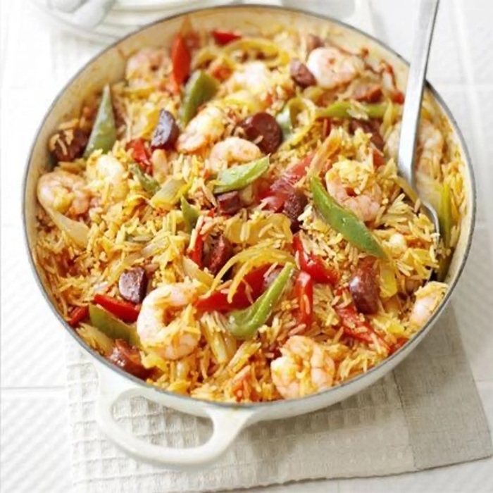 Spanish Rice and Prawn One-Pot