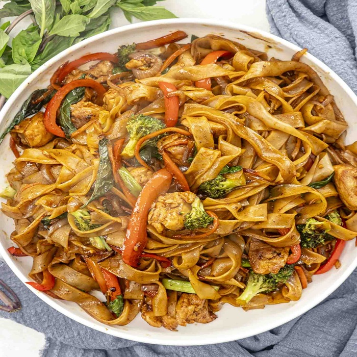 Pad Kee Mao (Drunken Noodles)