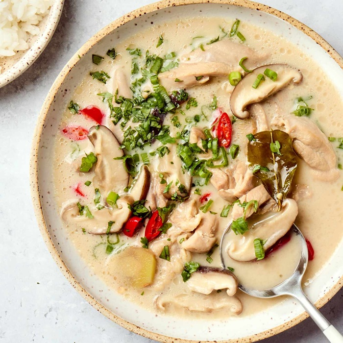 Tom Kha Gai (Thai Chicken Coconut Soup)